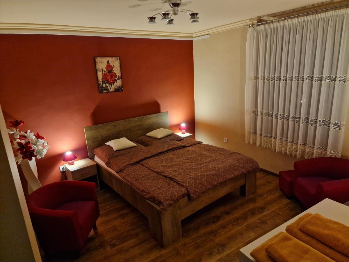 Matyas Apartman تاتا المظهر الخارجي الصورة
